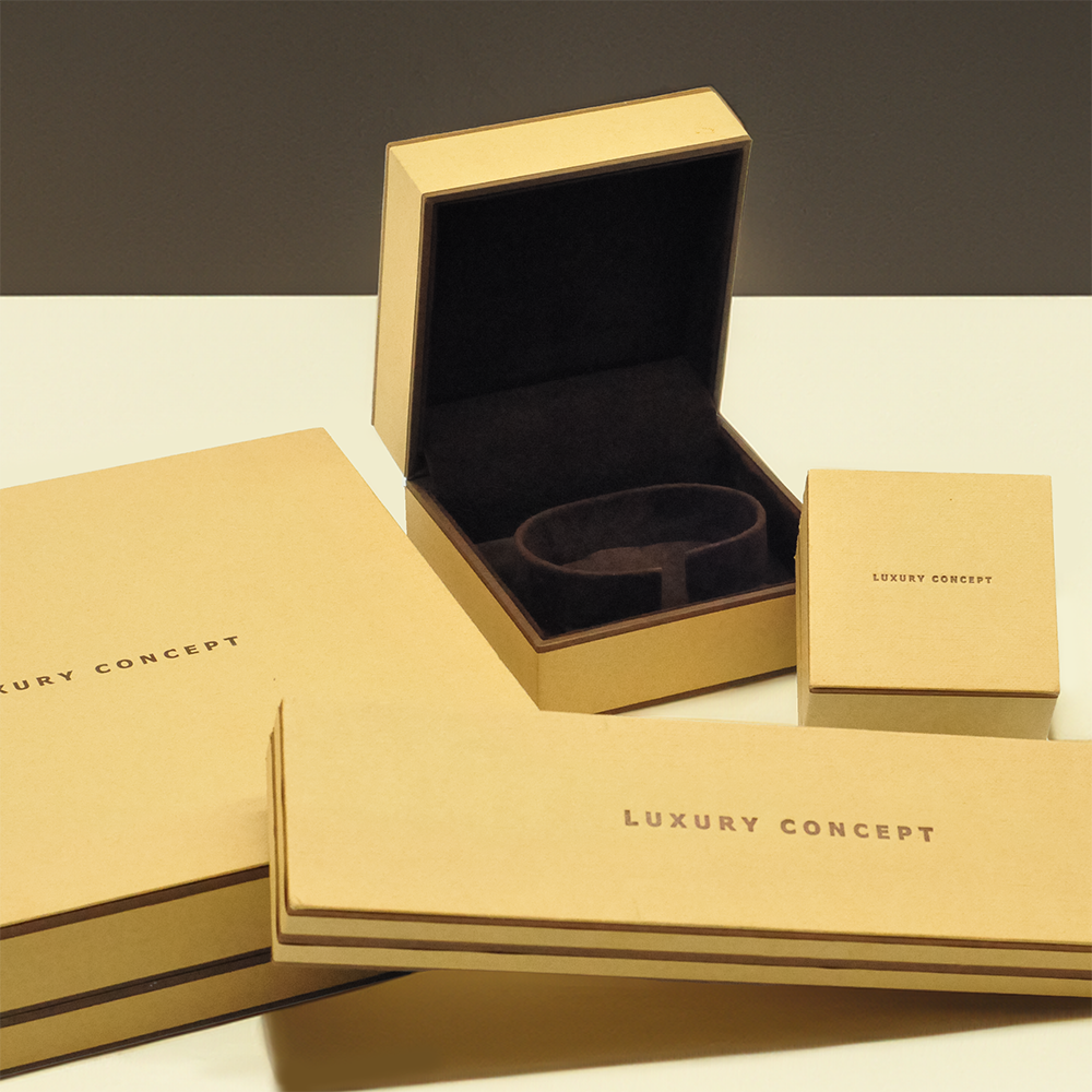 Plastic Box - DG Collection