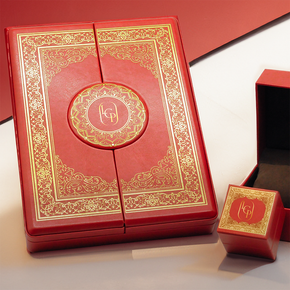 Plastic / Leather Box - GM Collection