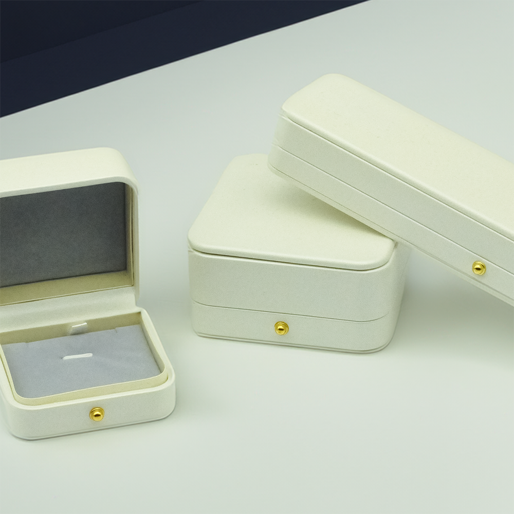Plastic Box - RB Collection